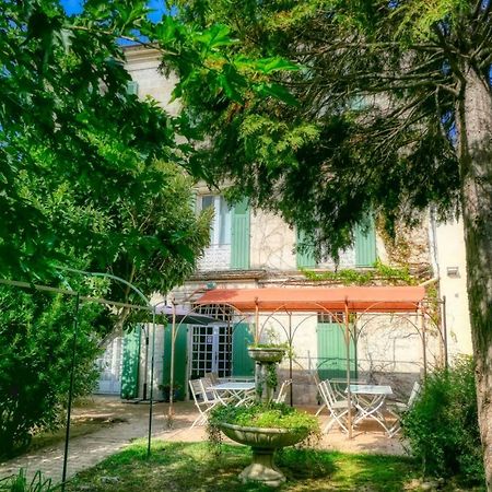 Au Saint Roch - Hotel Et Jardin Avignon Bagian luar foto